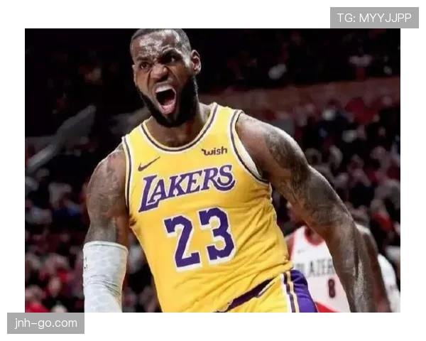 奥拉朱旺低位脚步制造错位，胜过奥尼尔牵制力