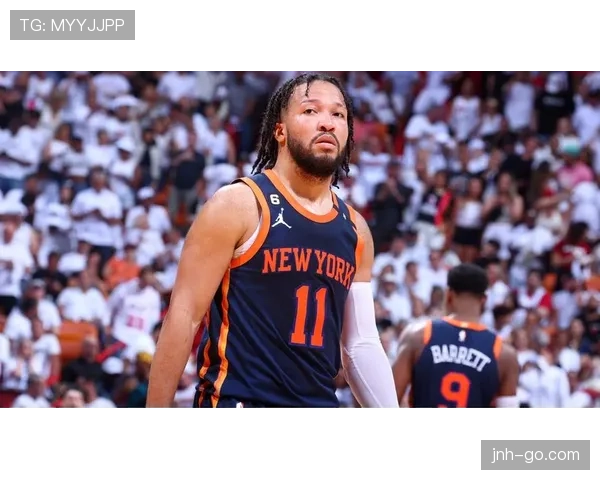 卡隆·巴特勒无球跑动提升防守效率，助球队关键时刻稳固防线