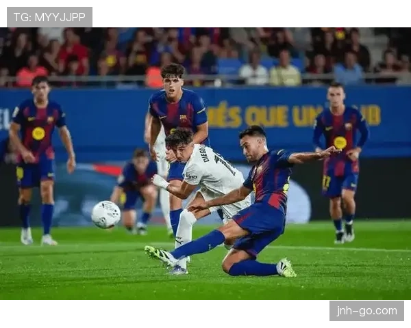 巴萨进攻纵深消失与套路僵化问题，已对球队近期进攻效率产生影响。