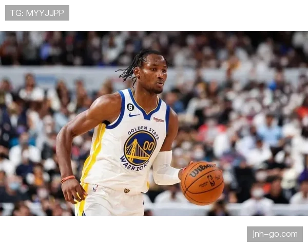 库明加突破创造空位三分效率提升显著拉开防守差距